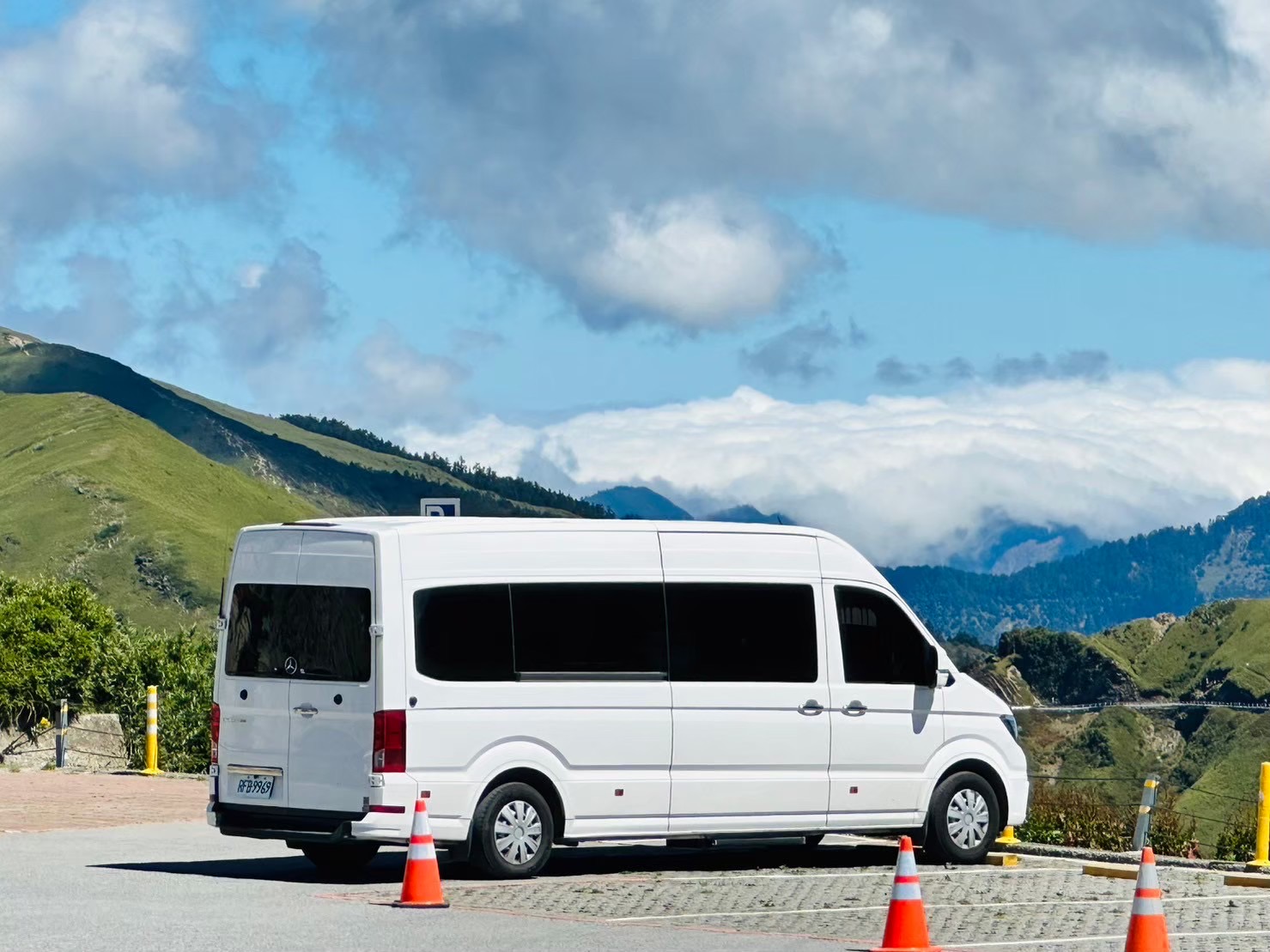 明星大T保姆車